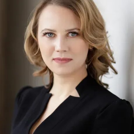 Alina Timofeeva, Strategic Advisor in Data & Technology